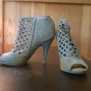 Sequined heels zip up 4"